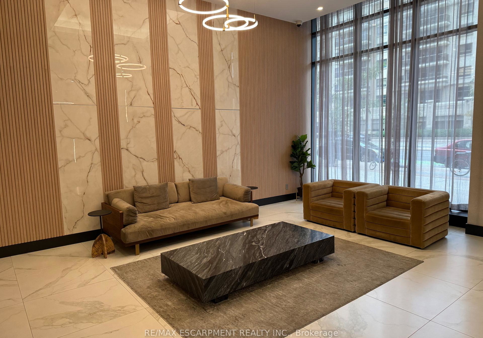 4070-confederation-parkway-mississauga-ontario-w12456514