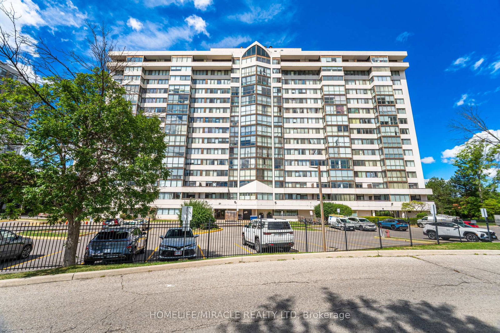 21-markbrook-lane-etobicoke-ontario-w12456532