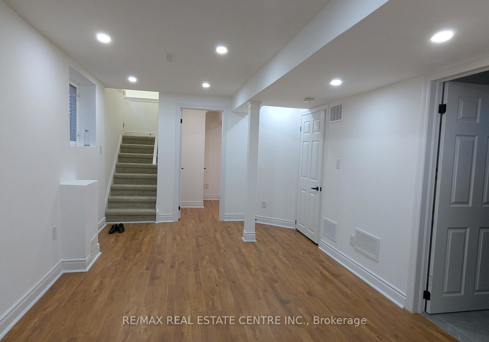 21-summerdale-crescent-brampton-ontario-w12456733