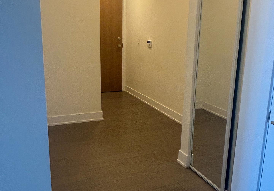 30-shore-breeze-drive-etobicoke-ontario-w12456875