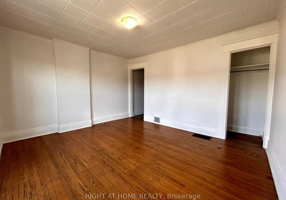 1039-ossington-avenue-w-toronto-ontario-w12456886