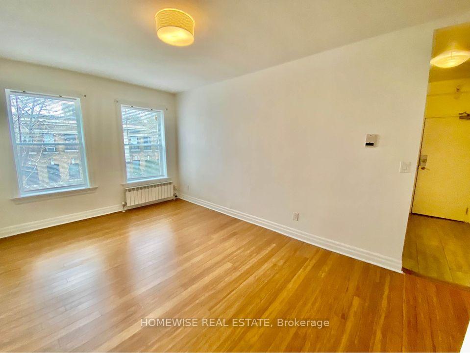 1-triller-avenue-toronto-ontario-w12457103