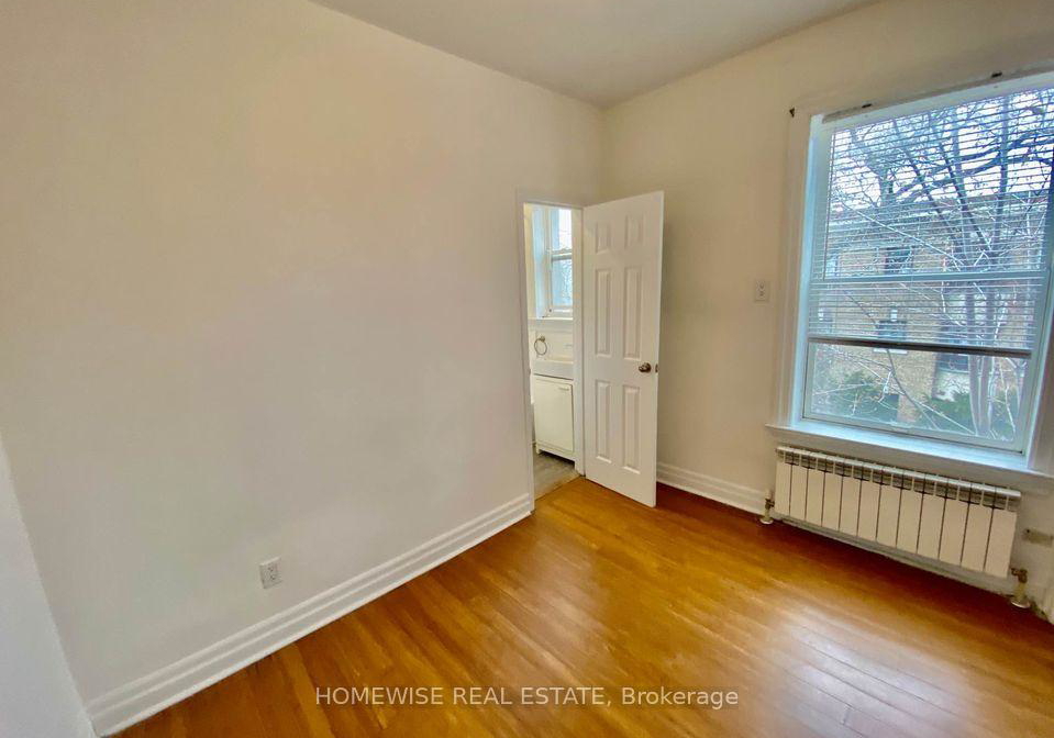 1-triller-avenue-toronto-ontario-w12457103
