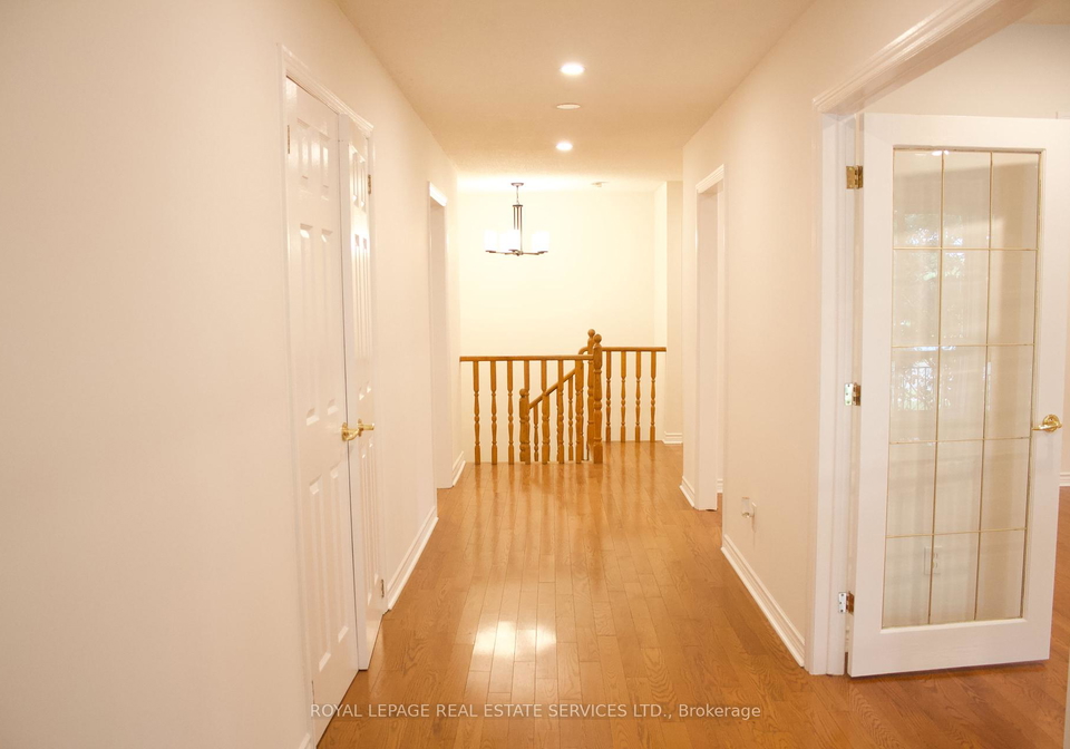 6865-main-street-w-milton-ontario-w12457317