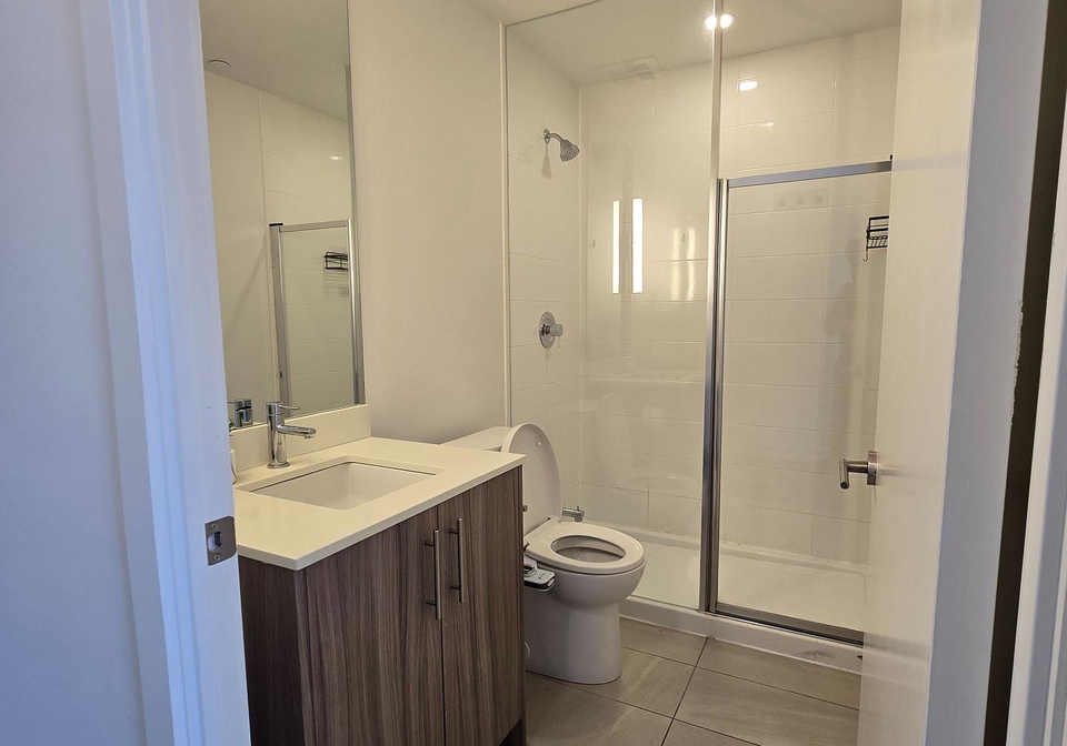 225-veterans-drive-brampton-ontario-w12457352