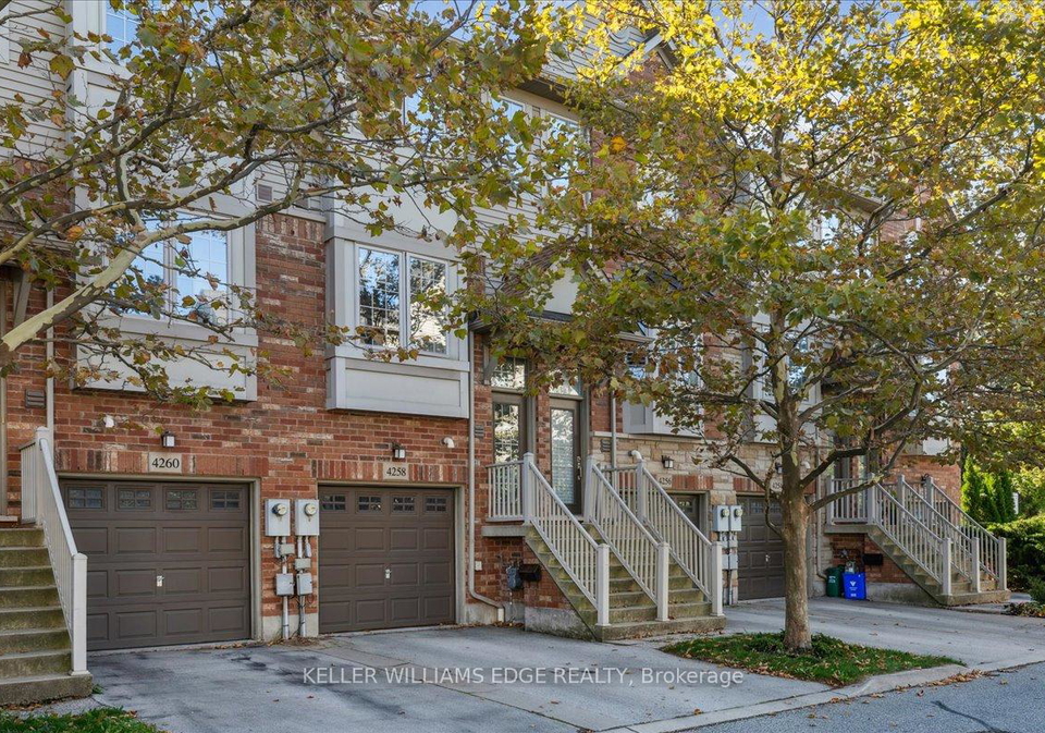 4258-ingram-common-burlington-ontario-w12457373