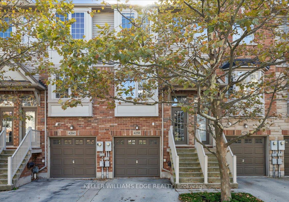 4258-ingram-common-burlington-ontario-w12457373