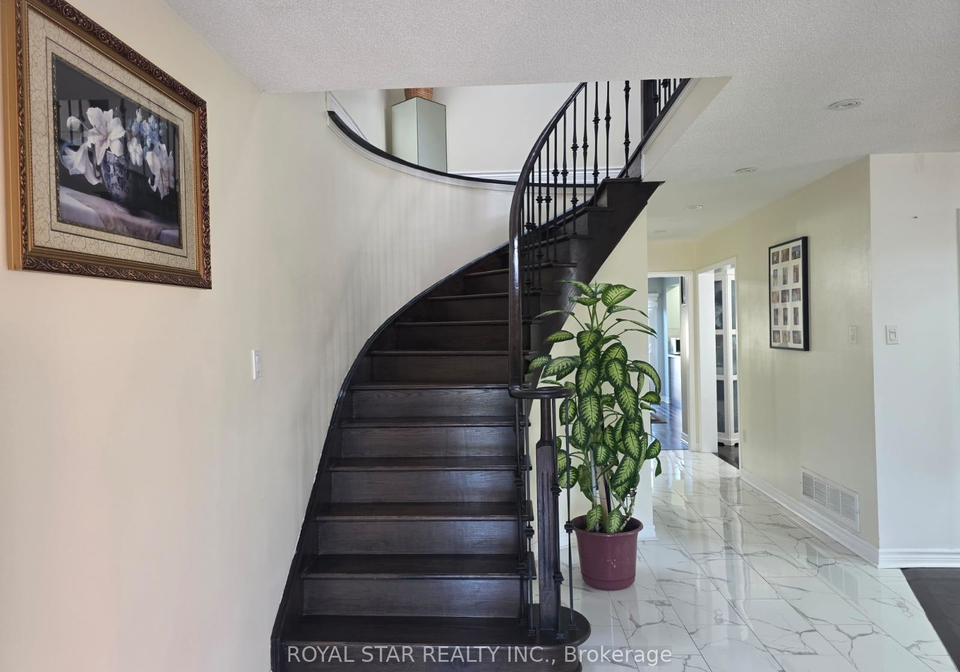 6-merganser-crescent-brampton-ontario-w12457678