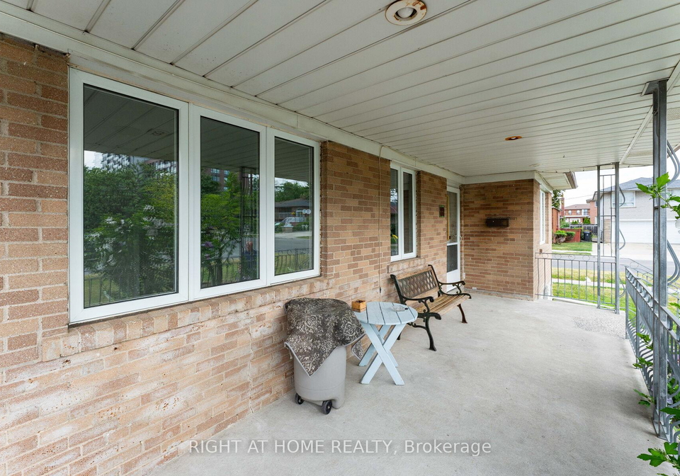 22-pleasant-home-boulevard-york-ontario-w12457875