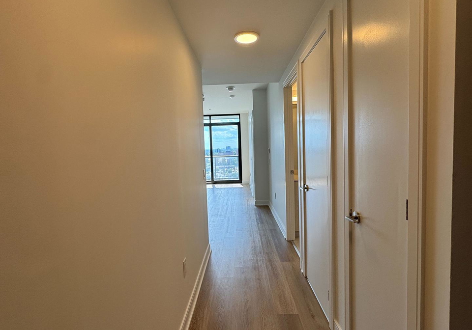86-dundas-street-mississauga-ontario-w12457937