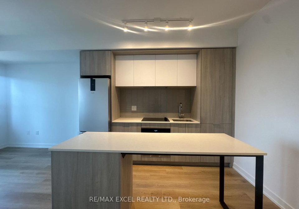 395-square-one-drive-mississauga-ontario-w12457939