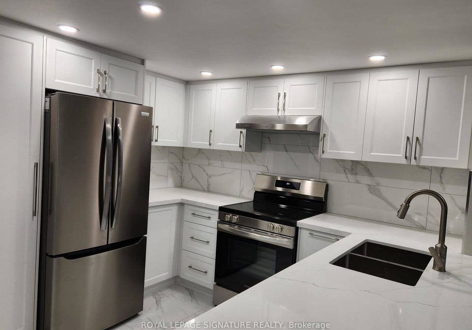 300-webb-drive-mississauga-ontario-w12458260