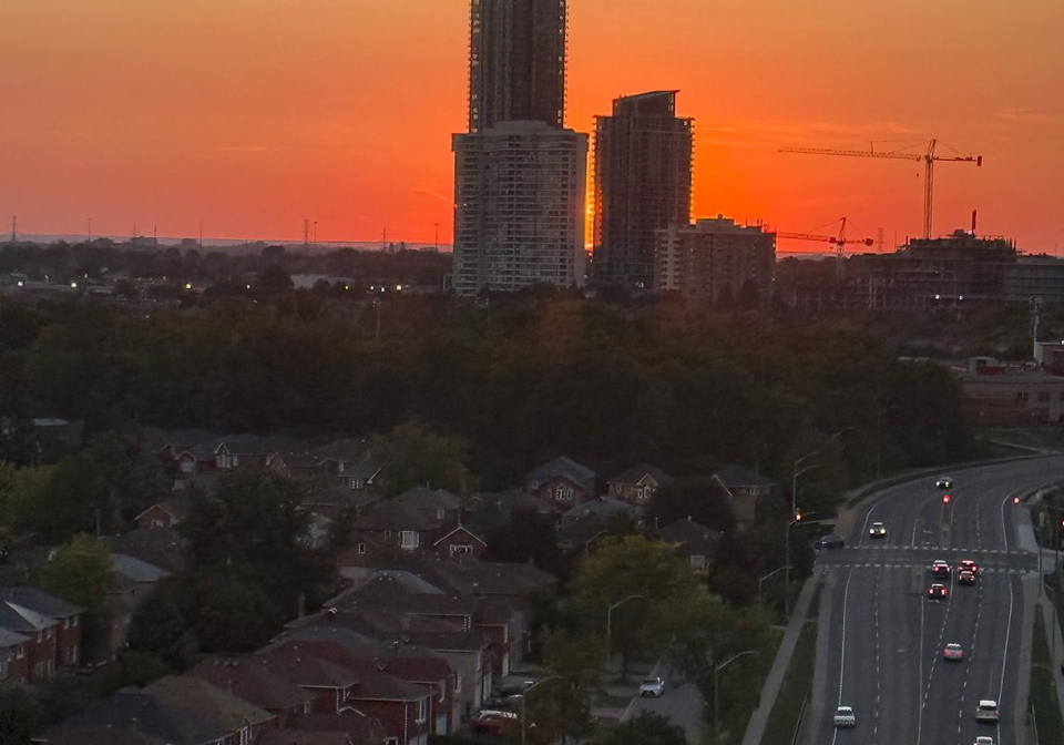 135-hillcrest-avenue-mississauga-ontario-w12458278