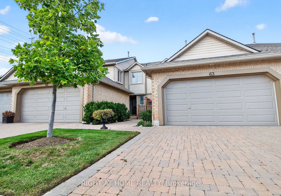 1725-the-chase-mississauga-ontario-w12458320