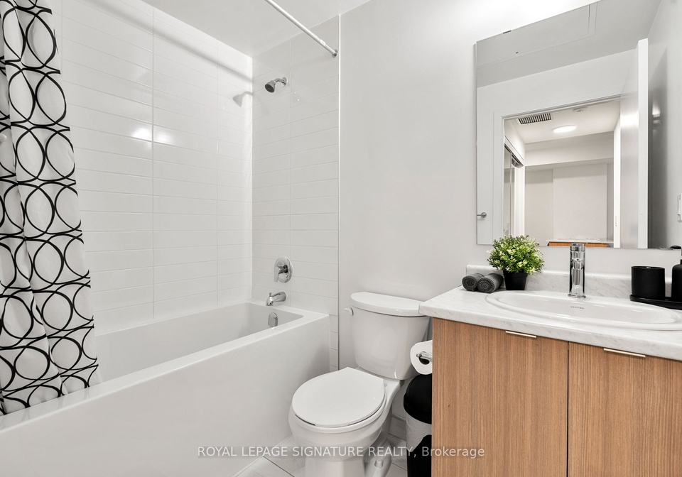 140-canon-jackson-drive-north-york-ontario-w12458344
