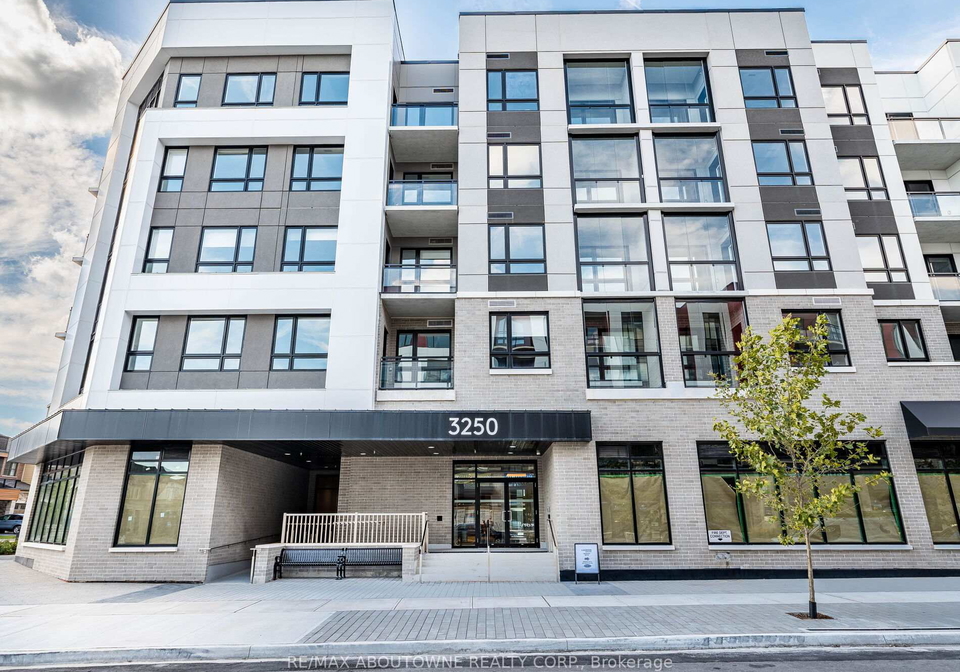 3250-carding-mill-trail-oakville-ontario-w12458382