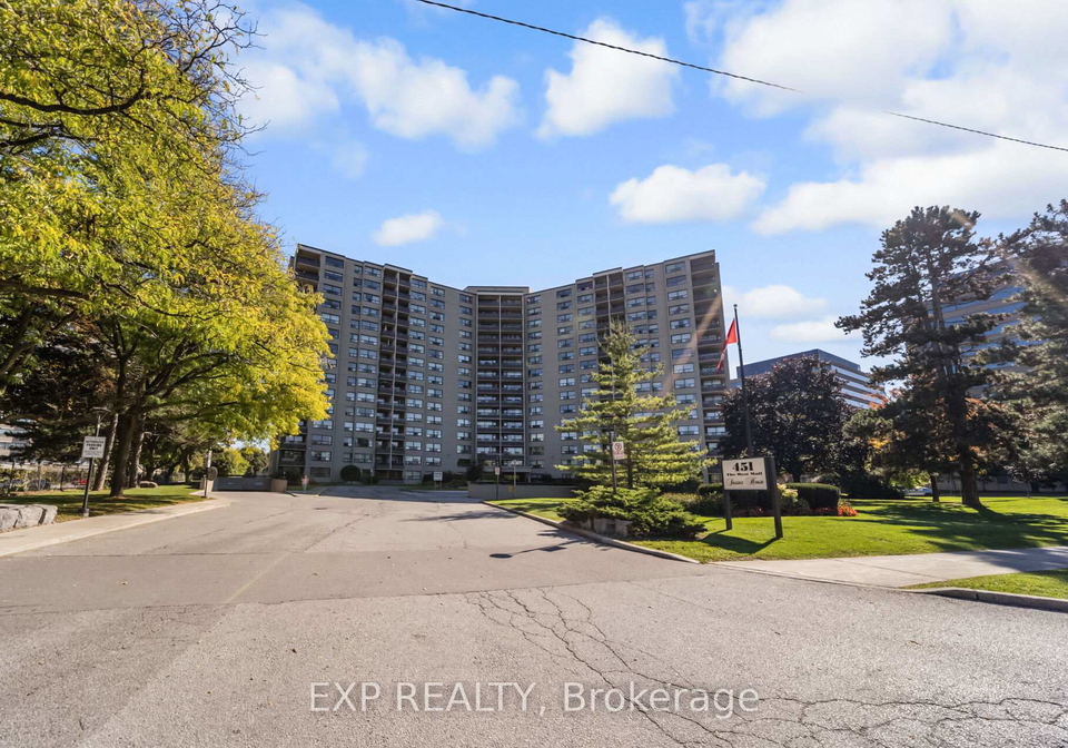 451-westmall-etobicoke-ontario-w12458810