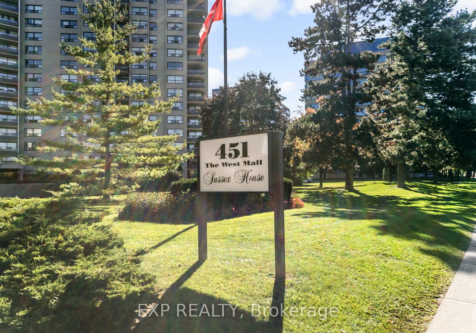 451-westmall-etobicoke-ontario-w12458810