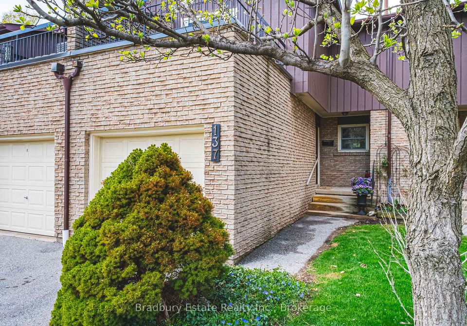 2301-cavendish-drive-burlington-ontario-w12458841