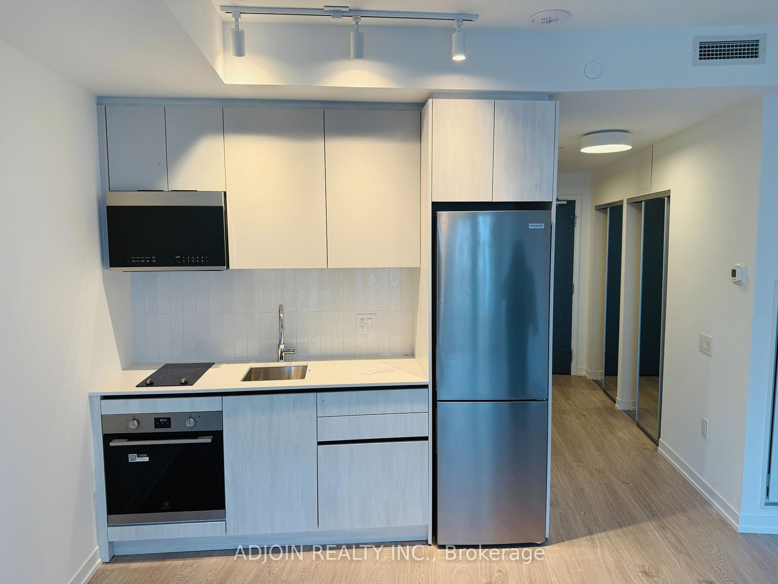 2485-eglinton-avenue-mississauga-ontario-w12458876