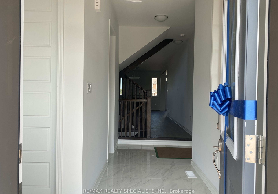 1183-milland-drive-oakville-ontario-w12458919