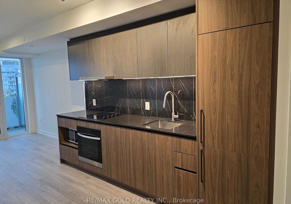 1100-sheppard-avenue-w-york-ontario-w12459652