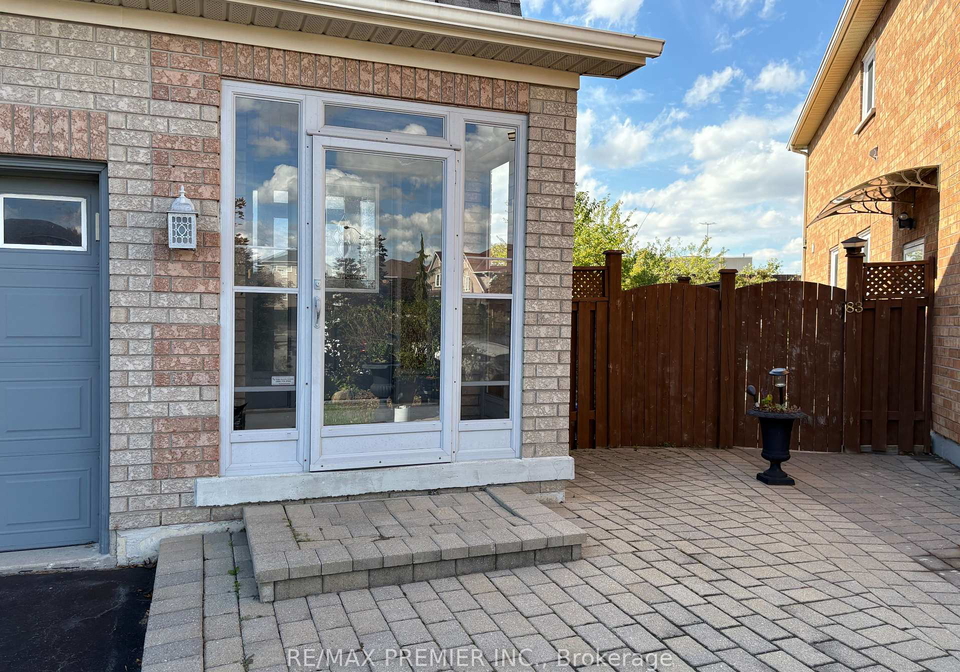 85-meadow-oak-place-north-york-ontario-w12459760