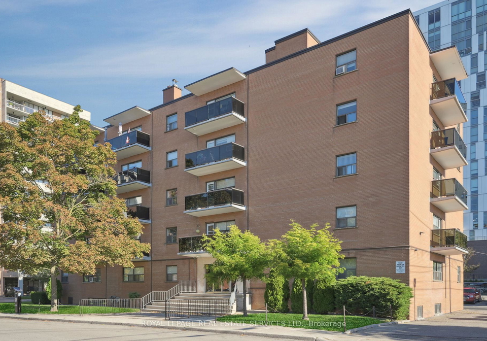 7-helene-street-n-mississauga-ontario-w12459792