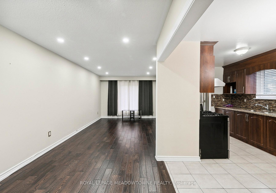 11-juniper-crescent-brampton-ontario-w12460149