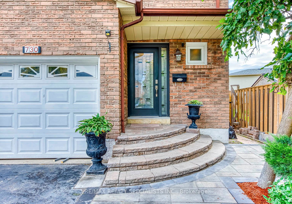 730-galloway-crescent-mississauga-ontario-w12460158