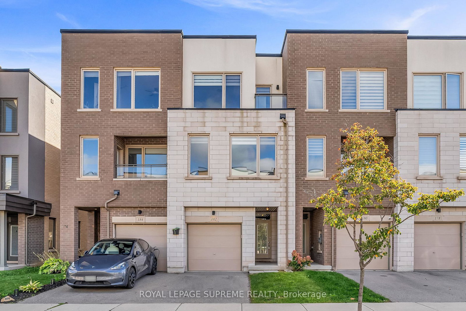 182-huguenot-road-oakville-ontario-w12460275