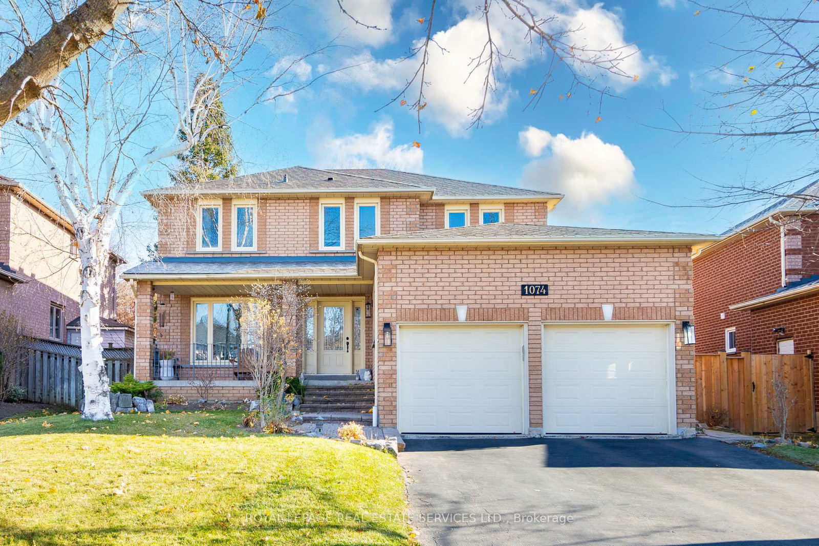 1074-bradbury-chase-mississauga-ontario-w12460346
