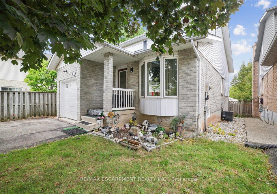 1582-riley-avenue-burlington-ontario-w12460365