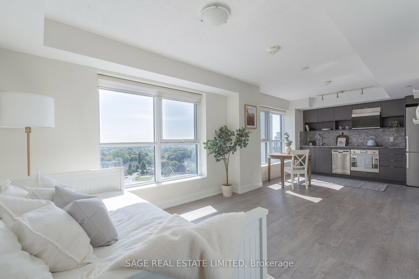 9-mabelle-avenue-etobicoke-ontario-w12460487