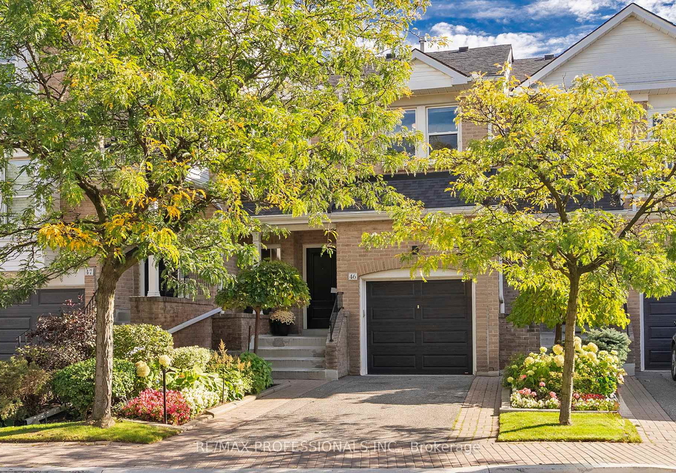 46-tamarack-circle-etobicoke-ontario-w12460505