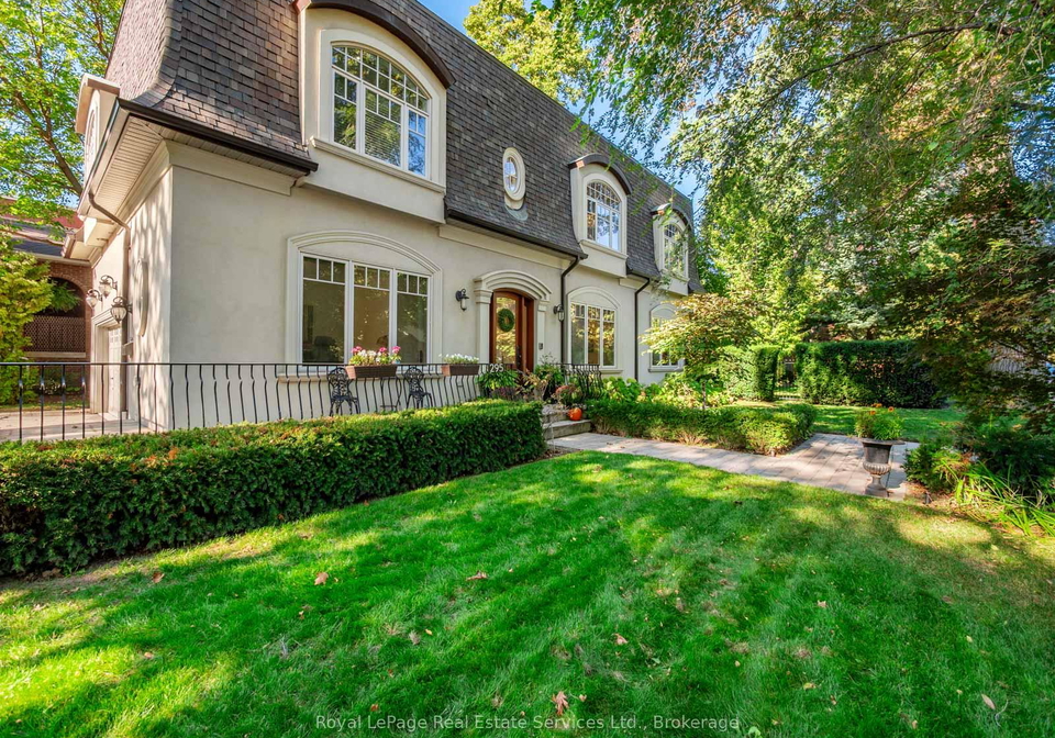 295-maple-avenue-oakville-ontario-w12460748