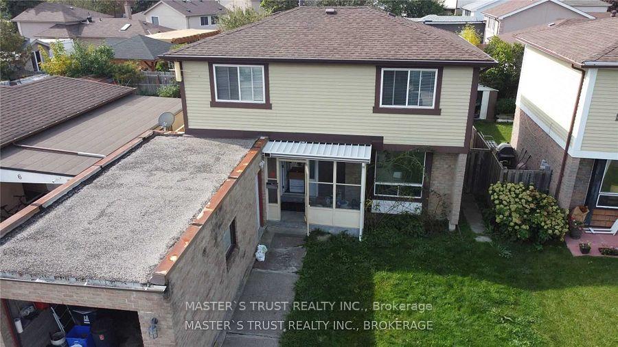 8-mosque-crescent-etobicoke-ontario-w12460890