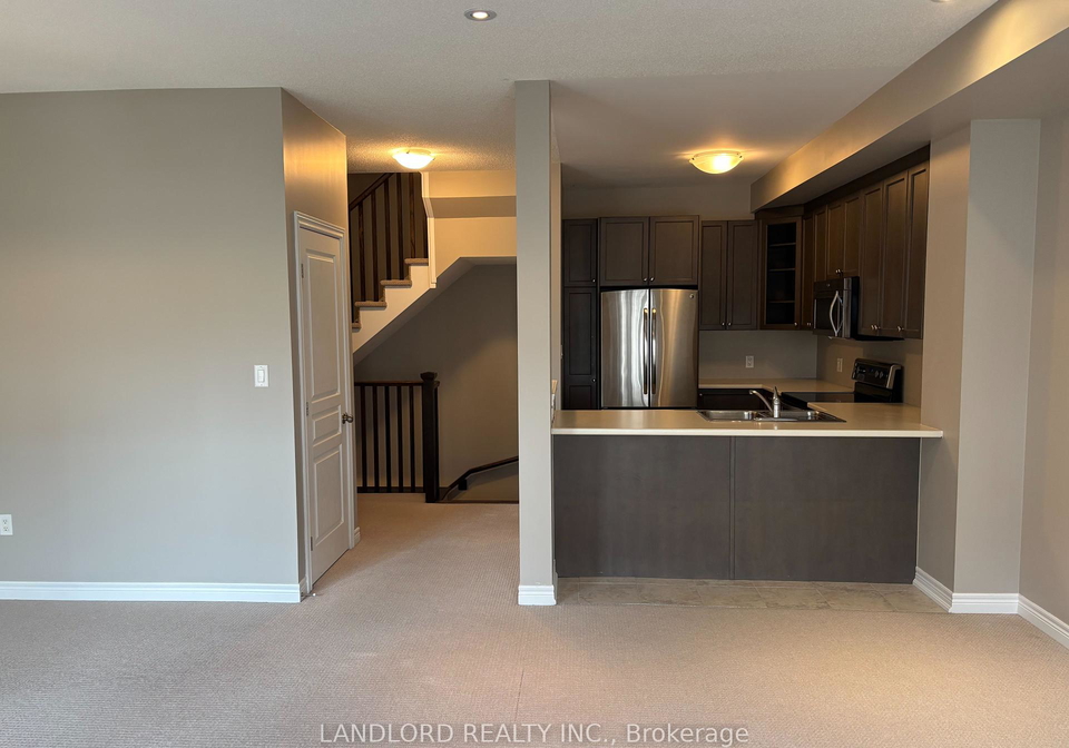 653-pisa-common-burlington-ontario-w12461000