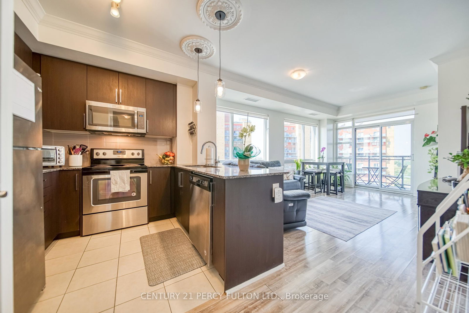 840-queens-plate-drive-etobicoke-ontario-w12461087