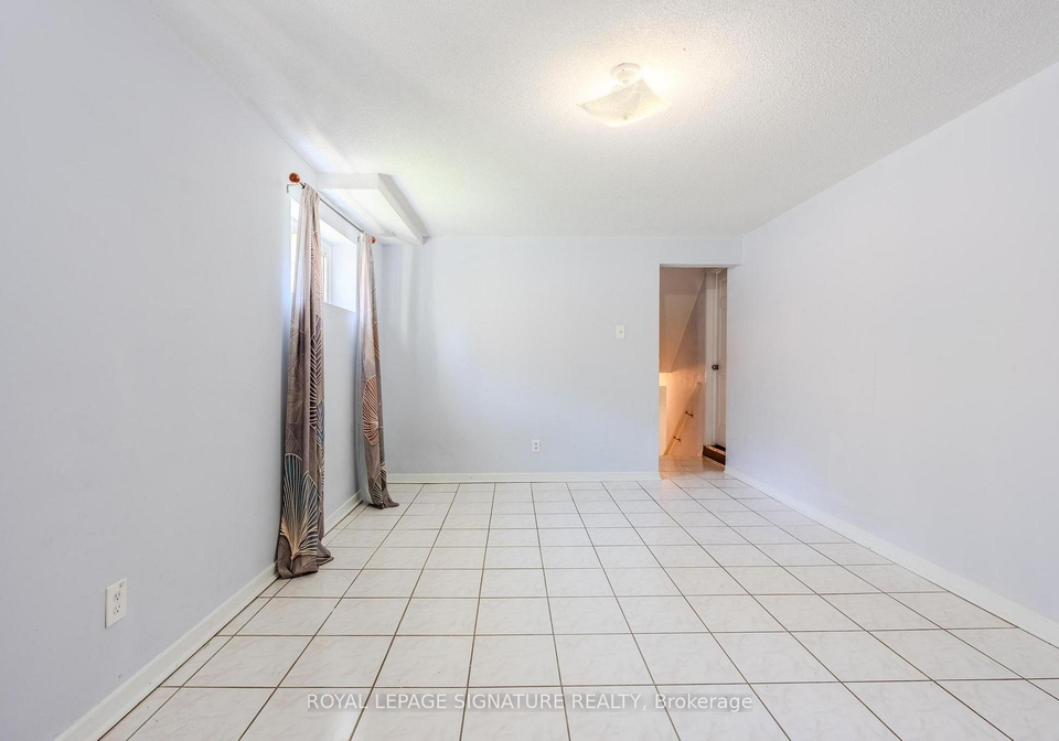 320-royal-salisbury-way-brampton-ontario-w12461111