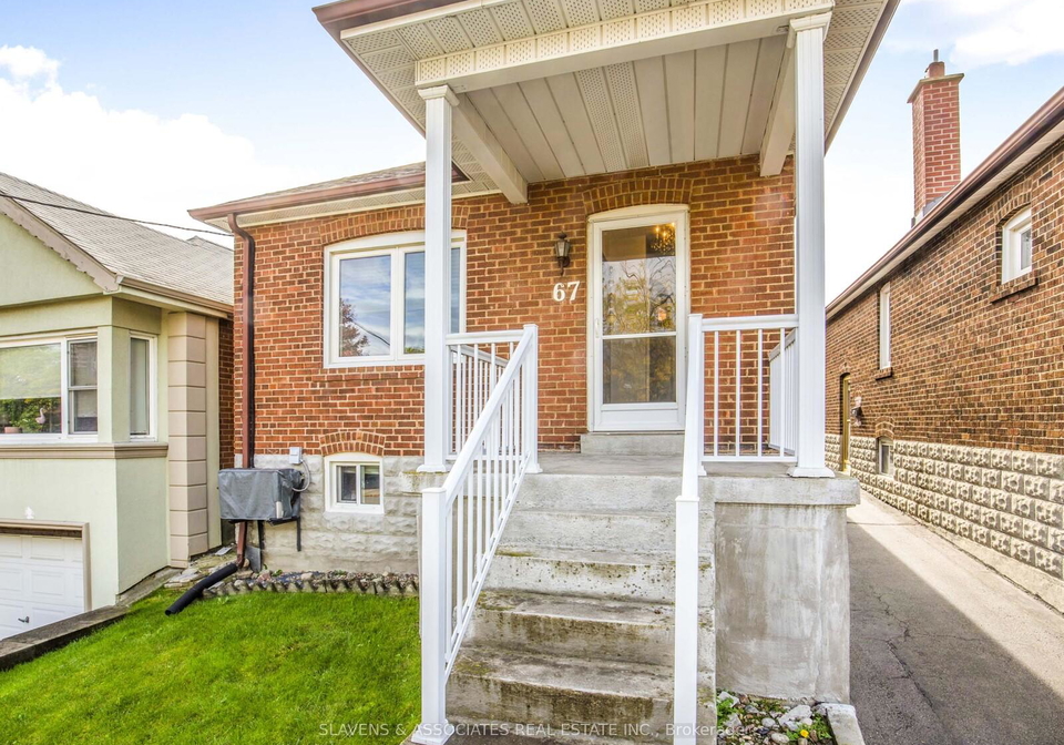 67-belgravia-avenue-north-york-ontario-w12461191