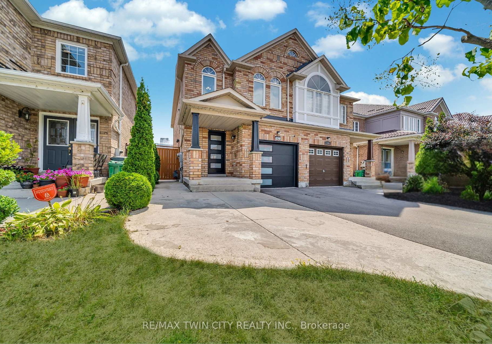 562-orange-walk-crescent-mississauga-ontario-w12461253