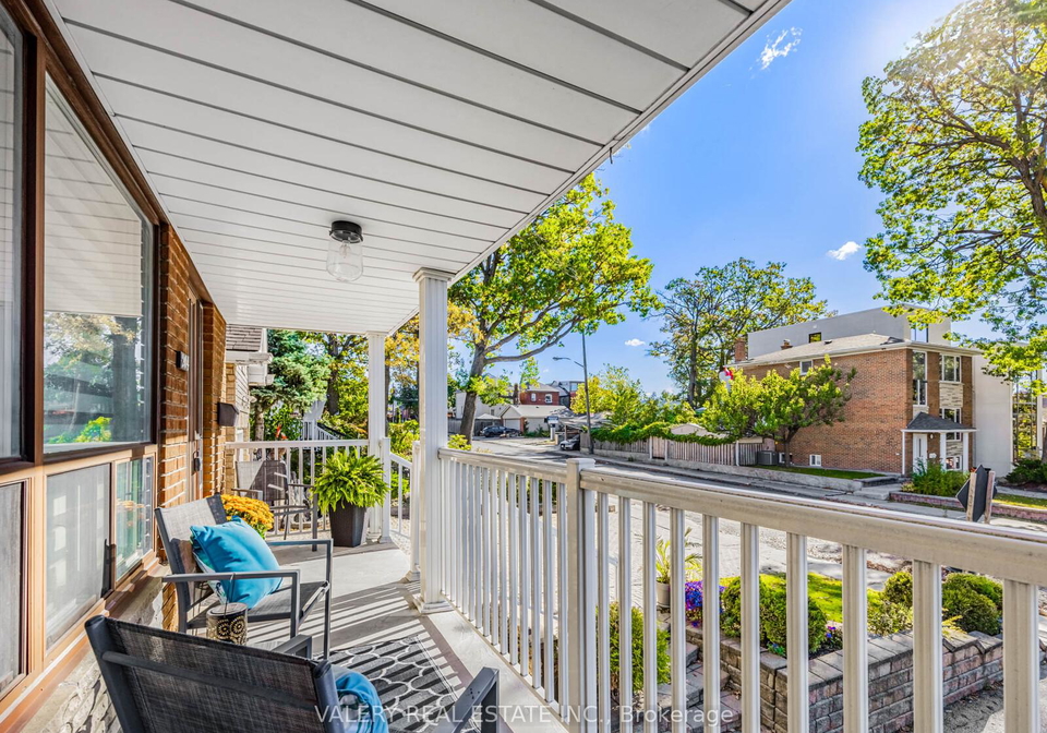 204-schell-avenue-north-york-ontario-w12461403