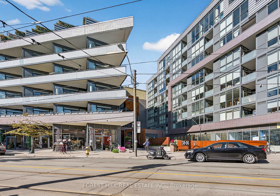 38-howard-park-avenue-toronto-ontario-w12461675