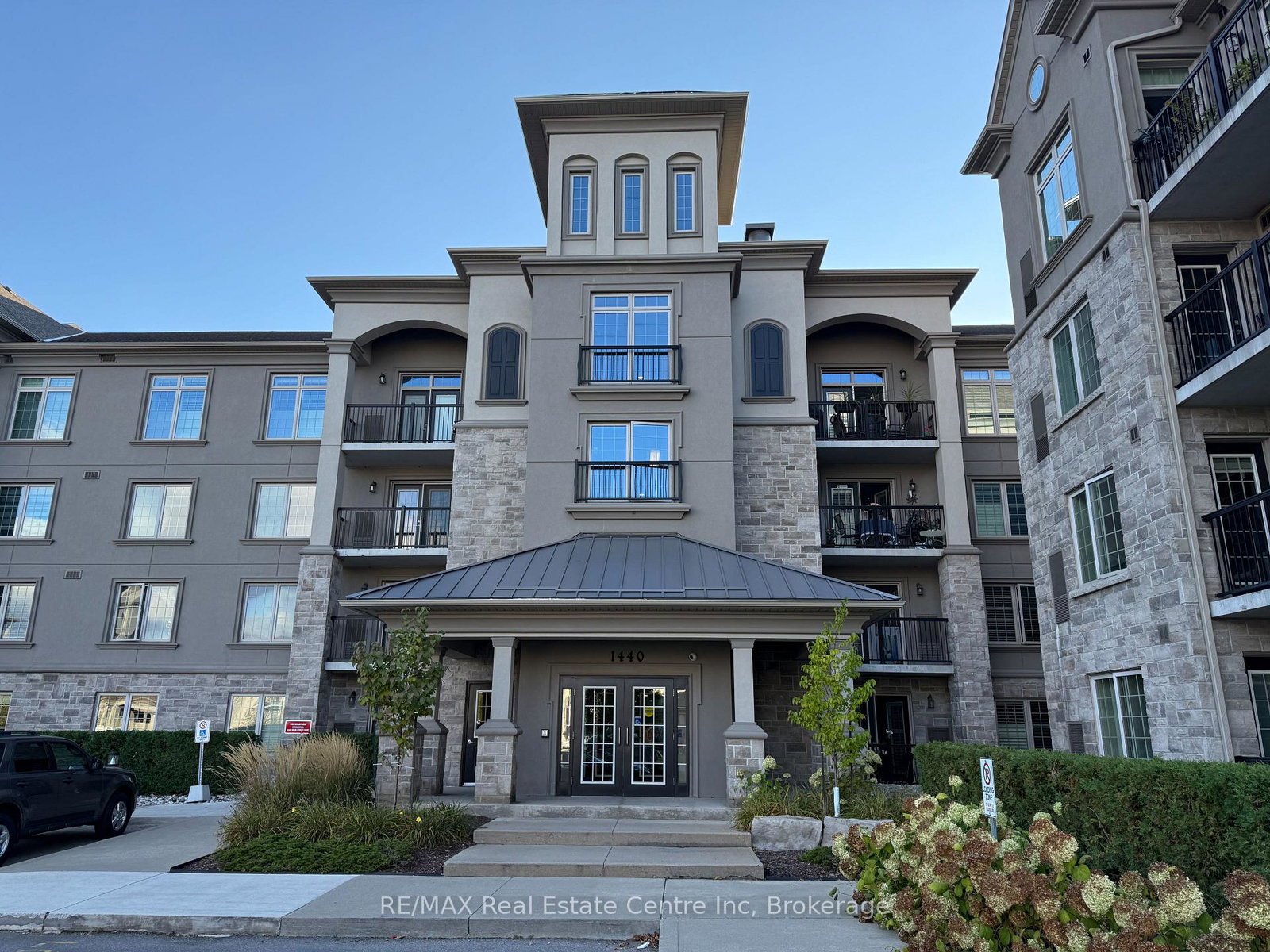 1440-main-street-e-milton-ontario-w12461687