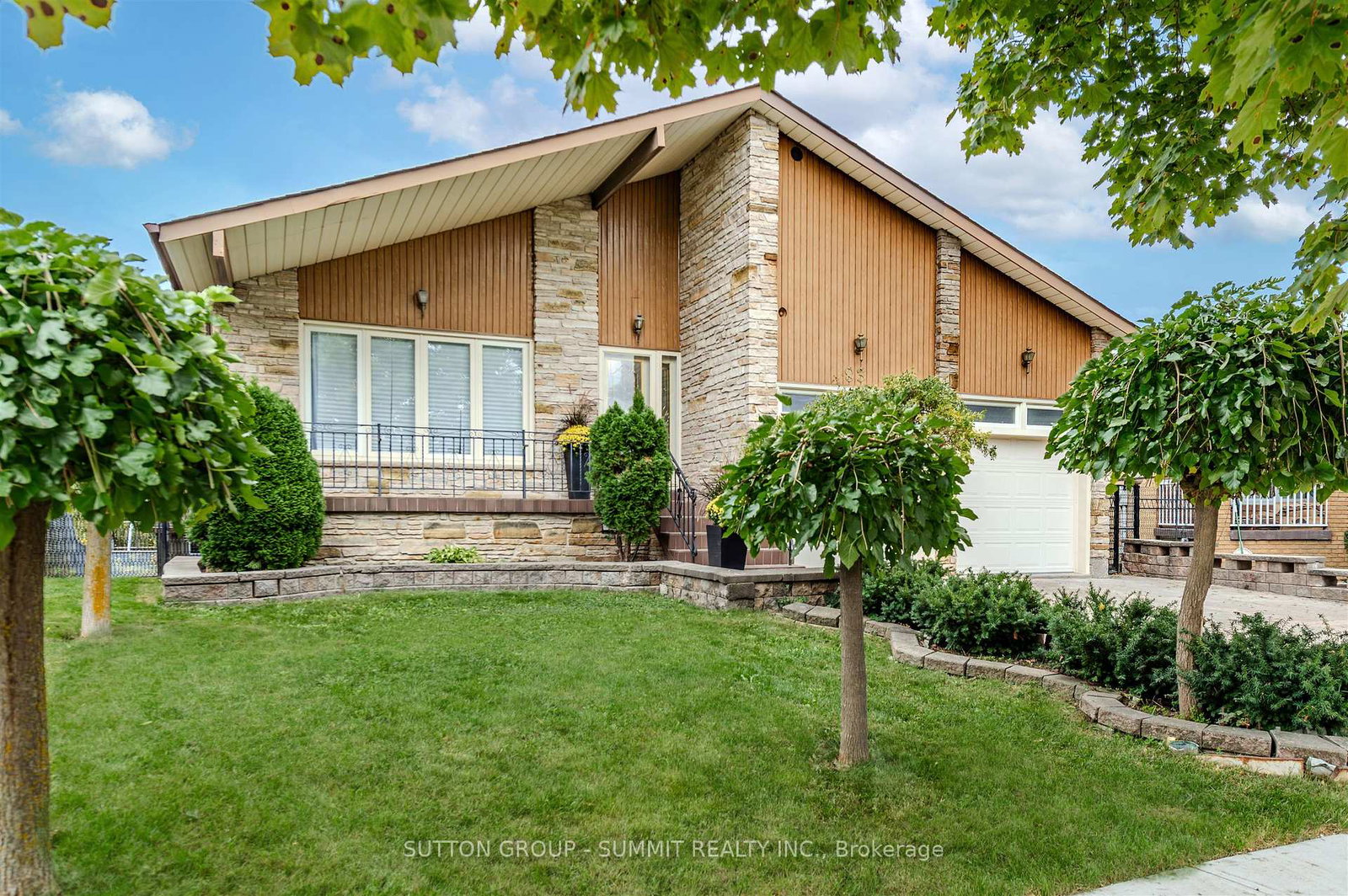 83-curtis-drive-brampton-ontario-w12461696
