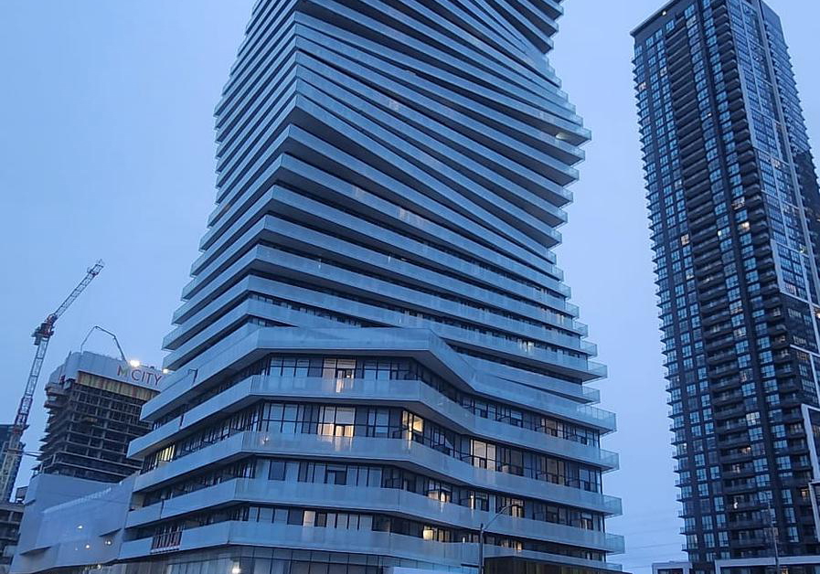 3900-confederation-parkway-mississauga-ontario-w12461861