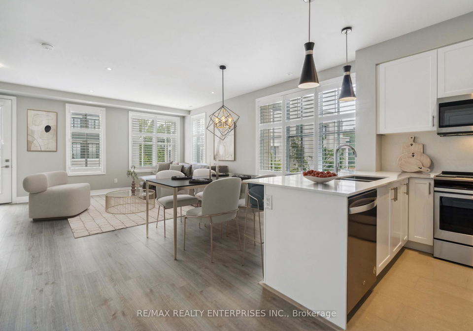 657-cricklewood-drive-mississauga-ontario-w12461865