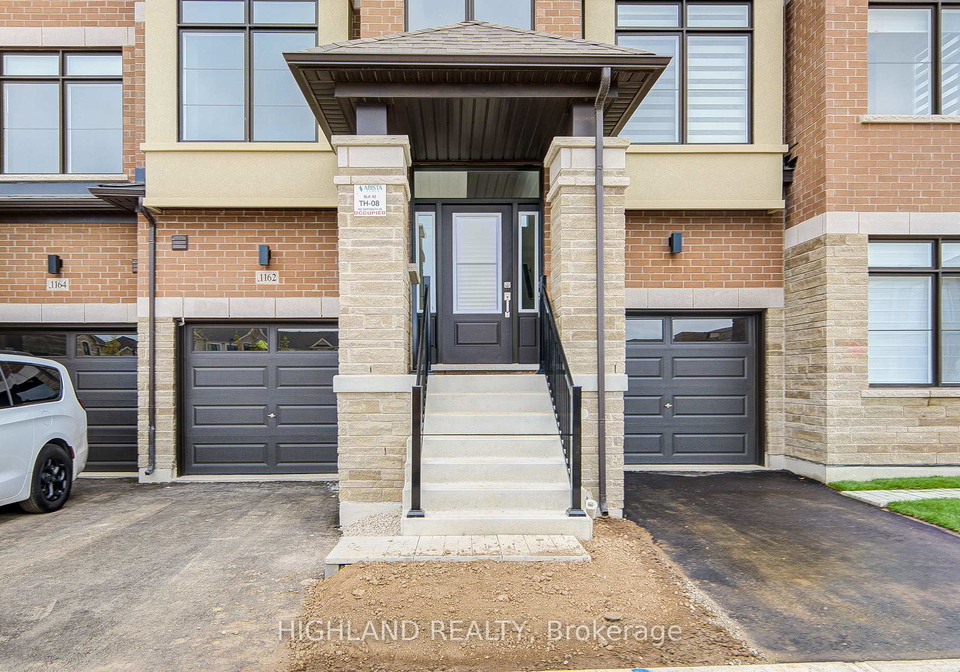1162-dartmouth-crescent-oakville-ontario-w12461939