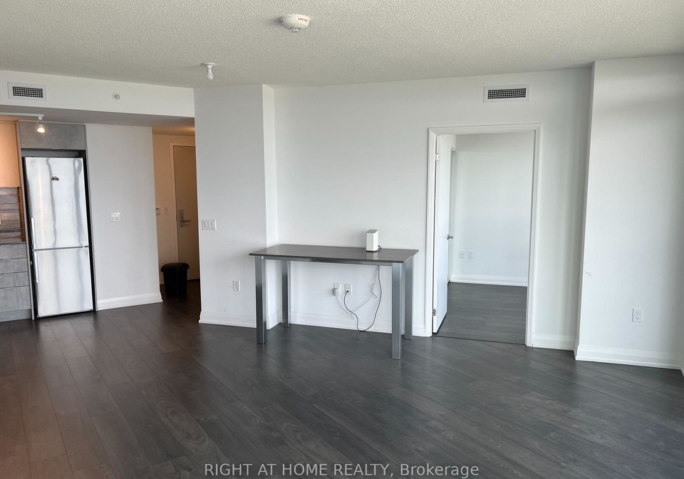 30-gibbs-road-etobicoke-ontario-w12462003